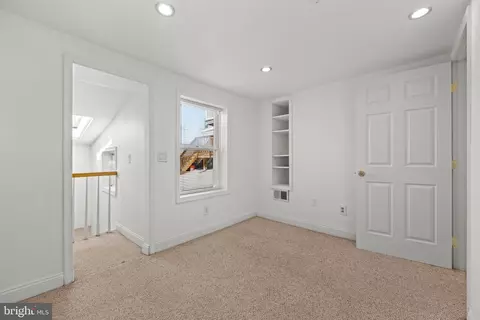 Bedroom - 1108 Battery Ave, Baltimore, MD 21230 photo 2 of 4