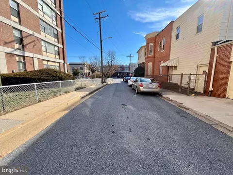 3818 Roland Ave, Baltimore, MD 21211 photo 8