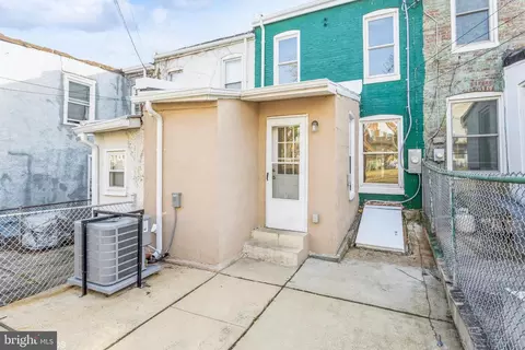 732 Denison St, Baltimore, MD 21229 photo 4