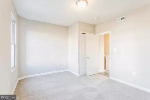 732 Denison St, Baltimore, MD 21229 photo 11