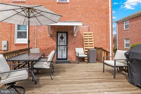 Exterior - 4823 Herring Run Dr, Baltimore, MD 21214 photo 3 of 4