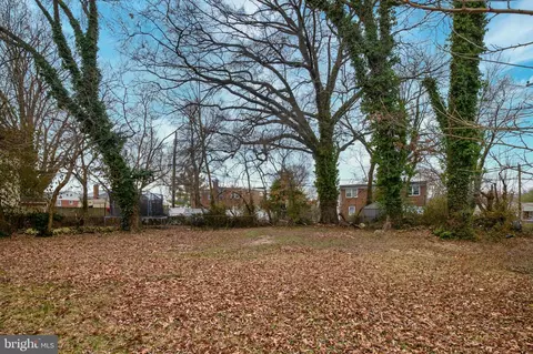 Exterior - 5930 Plumer Ave, Baltimore, MD 21206 photo 2 of 4