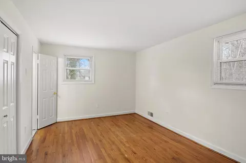 Bedroom - 5930 Plumer Ave, Baltimore, MD 21206 photo 1 of 4