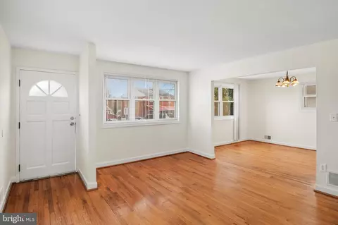 Living - 5930 Plumer Ave, Baltimore, MD 21206 photo 3 of 4