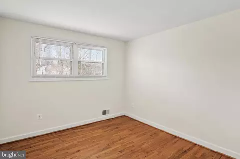 Bedroom - 5930 Plumer Ave, Baltimore, MD 21206 photo 3 of 4