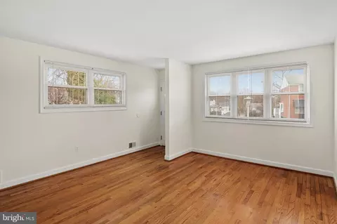 Living - 5930 Plumer Ave, Baltimore, MD 21206 photo 2 of 4