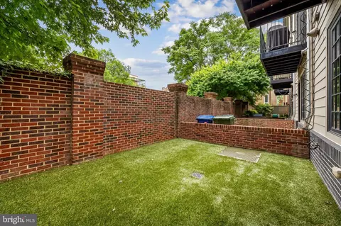 Exterior - 715 S Regester St, Baltimore, MD 21231 photo 10 of 12