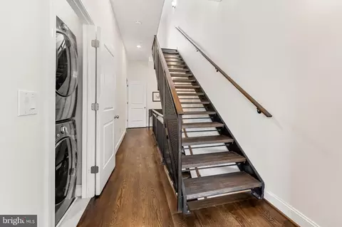 Entry Way - 715 S Regester St, Baltimore, MD 21231 photo 4 of 4