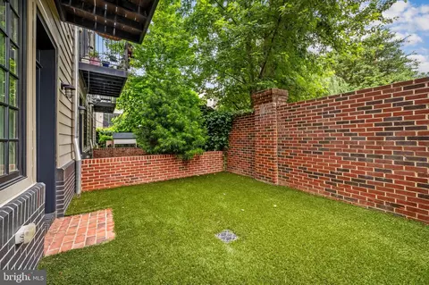 Exterior - 715 S Regester St, Baltimore, MD 21231 photo 11 of 12