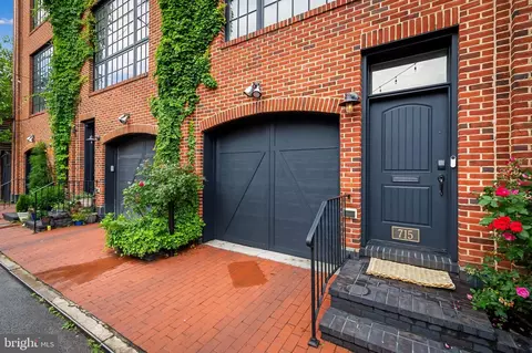 Exterior - 715 S Regester St, Baltimore, MD 21231 photo 4 of 12