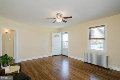 5501 Catalpha Rd, Baltimore, MD 21214 photo 6