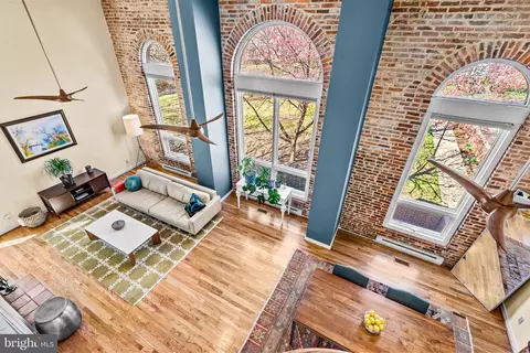 120 W Hill St W #204D, Baltimore, MD 21230