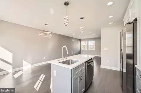 4532 Finney Ave, Baltimore, MD 21215 photo 9