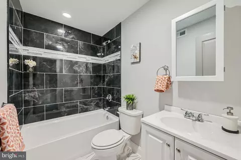 4530 Finney Ave, Baltimore, MD 21215 photo 15