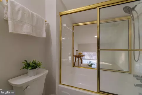 205 Scott St, Baltimore, MD 21230 photo 43