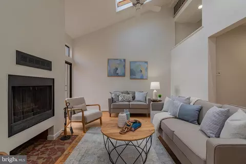 205 Scott St, Baltimore, MD 21230 photo 3