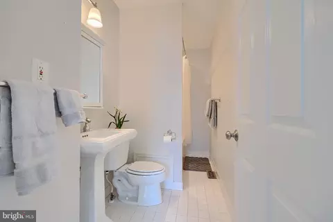 Bath - 128 E Ostend St, Baltimore, MD 21230 photo 1 of 4