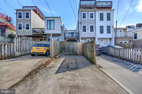 Exterior - 128 E Ostend St, Baltimore, MD 21230 photo 1 of 7