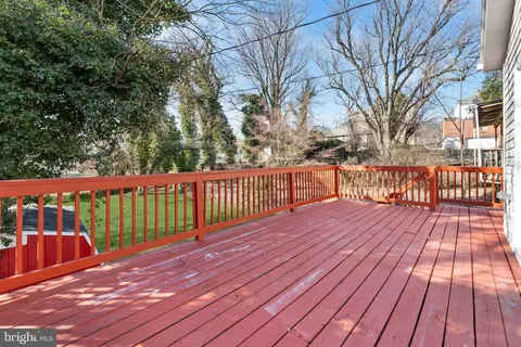 Exterior - 509 Mccabe Ave, Baltimore, MD 21212 photo 8 of 9