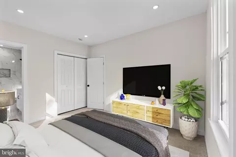 Bedroom - 509 Mccabe Ave, Baltimore, MD 21212 photo 3 of 7