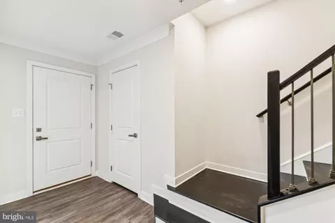 1805 E Chase St, Baltimore, MD 21213 photo 4