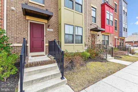 1805 E Chase St, Baltimore, MD 21213 photo 2