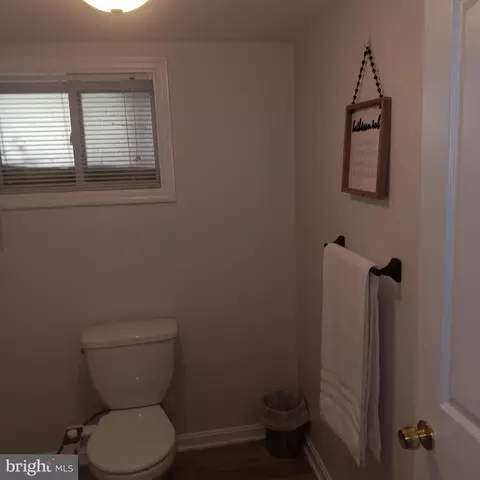 6217 Mcclean Blvd, Baltimore, MD 21214 photo 12