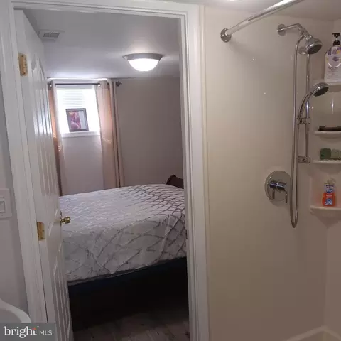 6217 Mcclean Blvd, Baltimore, MD 21214 photo 6