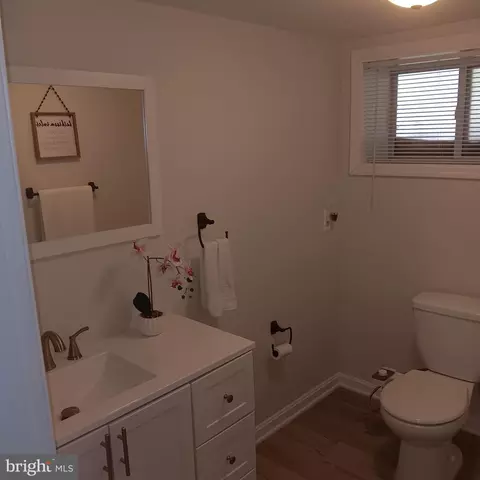 6217 Mcclean Blvd, Baltimore, MD 21214 photo 13