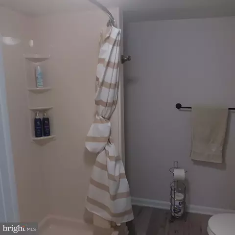 6217 Mcclean Blvd, Baltimore, MD 21214 photo 7