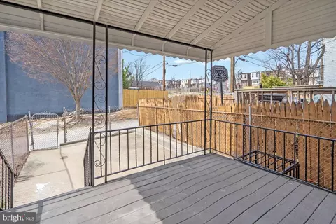 Exterior - 1604 N Broadway, Baltimore, MD 21213 photo 2 of 2