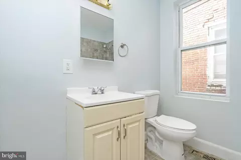 Bath - 1604 N Broadway, Baltimore, MD 21213 photo 3 of 5