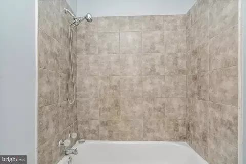 Bath - 1604 N Broadway, Baltimore, MD 21213 photo 2 of 5