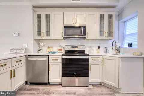 Kitchen - 1727 E Oliver St, Baltimore, MD 21213 photo 4 of 4