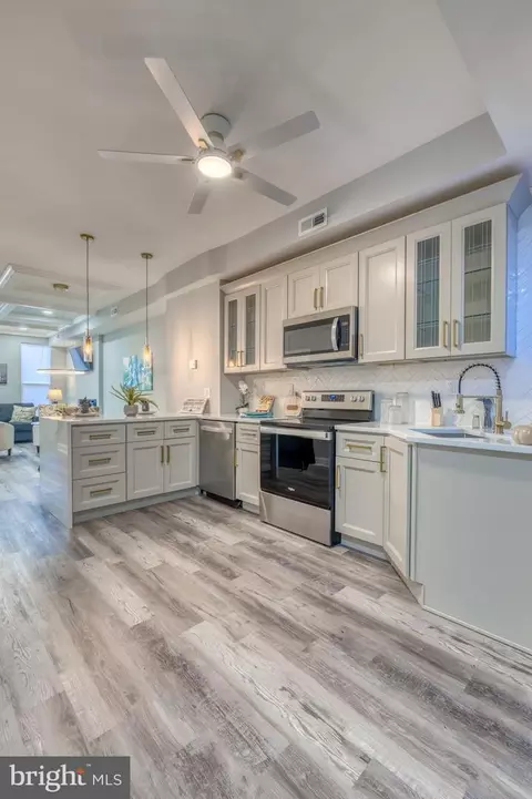 Kitchen - 1727 E Oliver St, Baltimore, MD 21213 photo 2 of 4