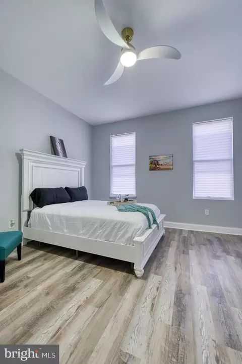 Bedroom - 1727 E Oliver St, Baltimore, MD 21213 photo 3 of 5