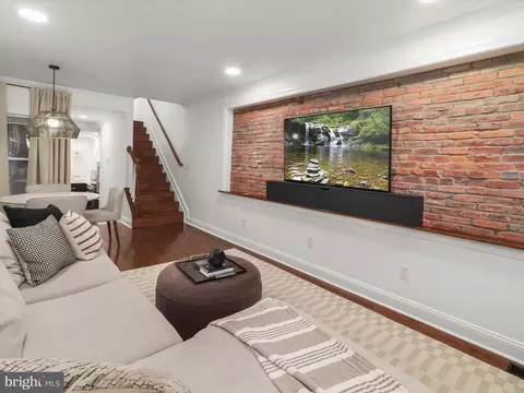 Living - 1104 S Clinton St, Baltimore, MD 21224 photo 2 of 2