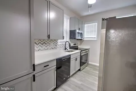 418 Denison St, Baltimore, MD 21229 photo 18