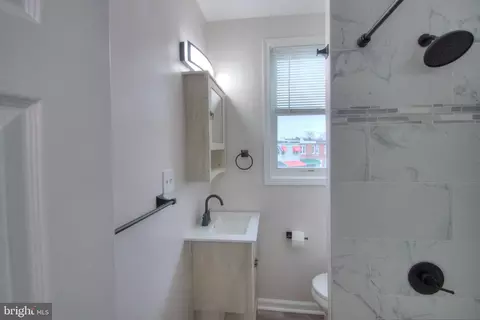 418 Denison St, Baltimore, MD 21229 photo 37