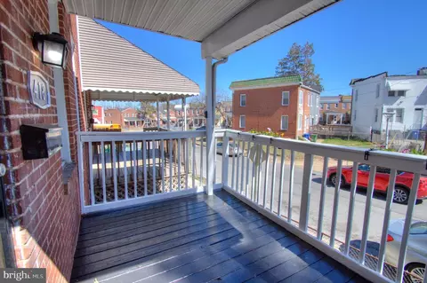 418 Denison St, Baltimore, MD 21229 photo 2