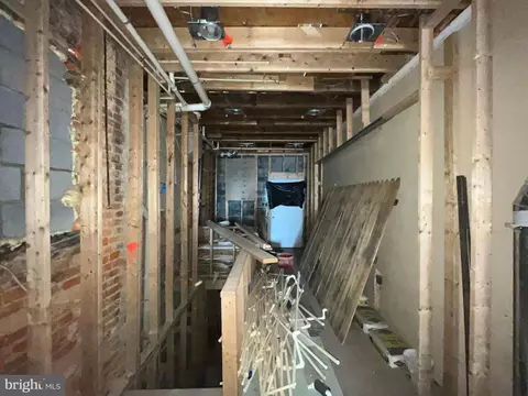 Entry Way - 1934 W North Ave, Baltimore, MD 21217 photo 5 of 8