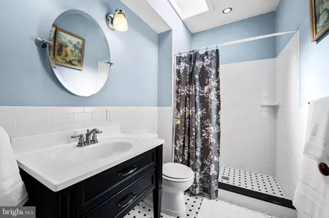 722 Berry St, Baltimore, MD 21211 photo 23