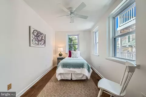 Bedroom - 804 S Bond St, Baltimore, MD 21231 photo 2 of 3
