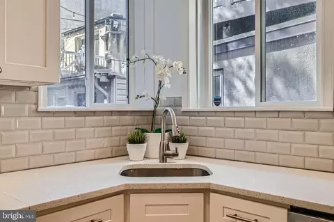 Kitchen - 804 S Bond St, Baltimore, MD 21231 photo 5 of 7