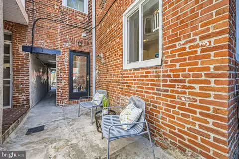 Exterior - 804 S Bond St, Baltimore, MD 21231 photo 6 of 6