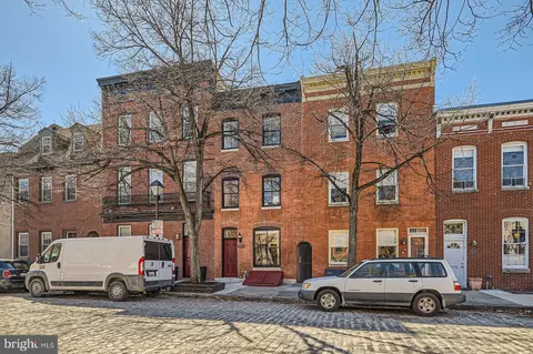 Exterior - 804 S Bond St, Baltimore, MD 21231 photo 4 of 6