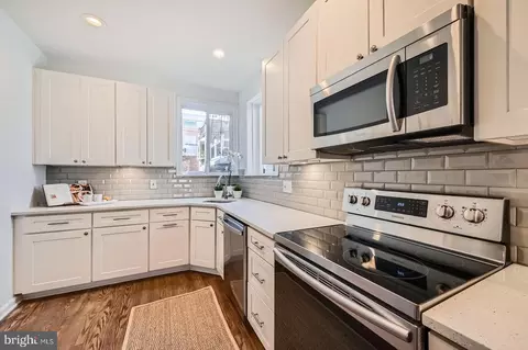 Kitchen - 804 S Bond St, Baltimore, MD 21231 photo 1 of 7