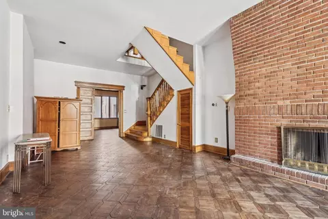 2333 Eutaw Pl, Baltimore, MD 21217 photo 5