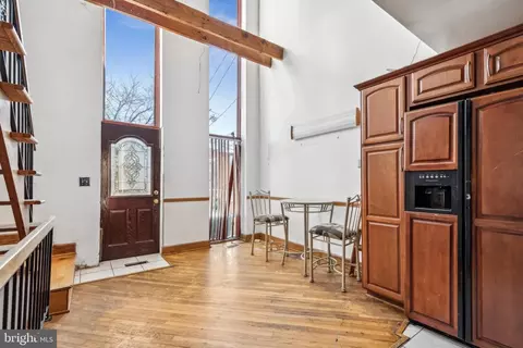 2333 Eutaw Pl, Baltimore, MD 21217 photo 16