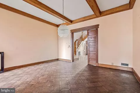 2333 Eutaw Pl, Baltimore, MD 21217 photo 12